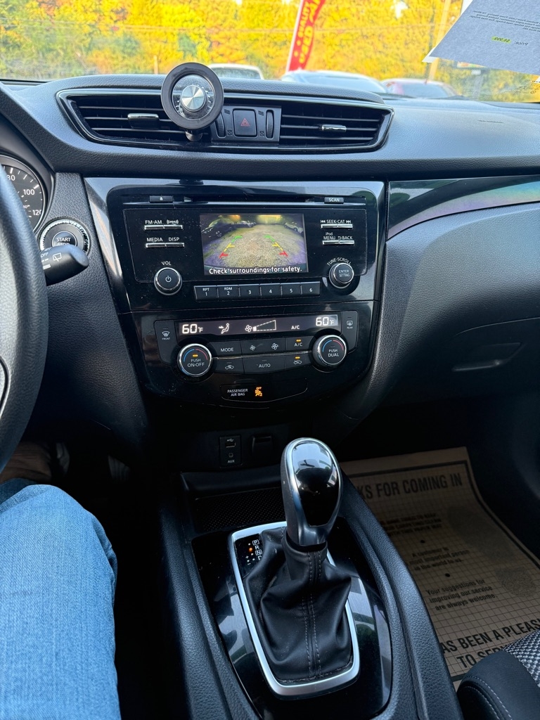 Nissan Rogue Sport  2018