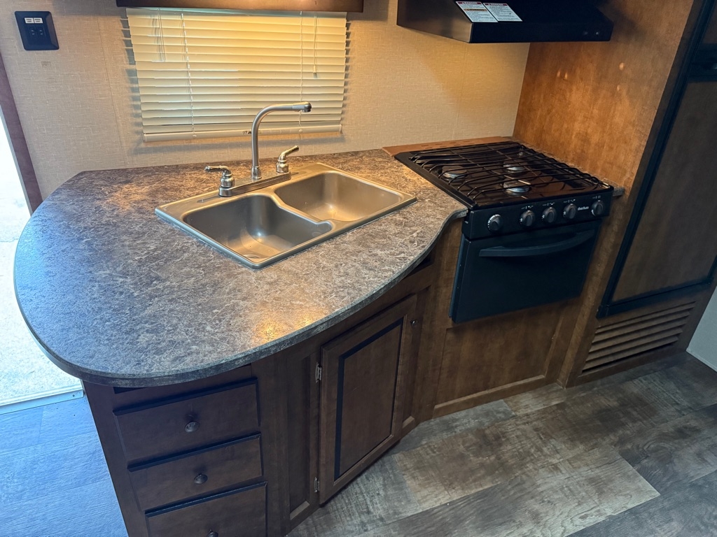 CrossRoads RV Unknown  2016
