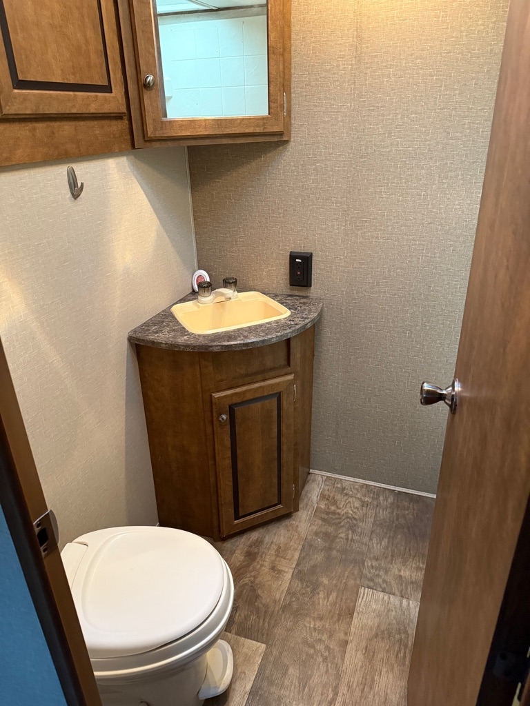 CrossRoads RV Unknown  2016