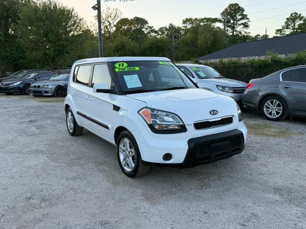 2011 Kia Soul +