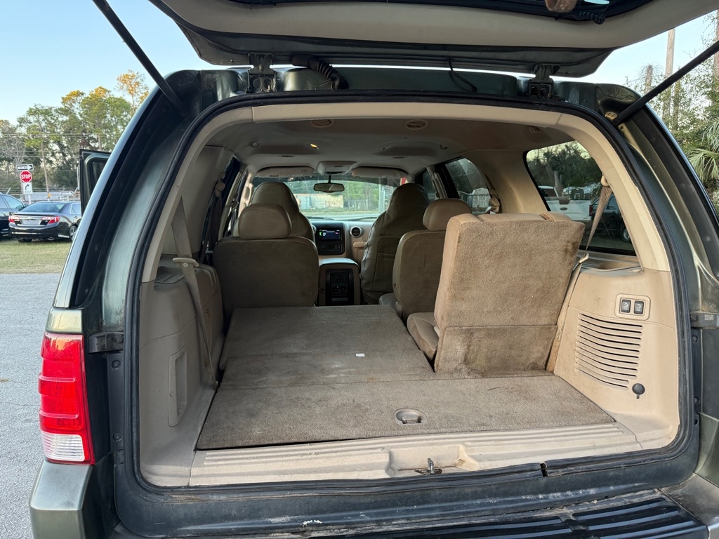 Ford Expedition  2004