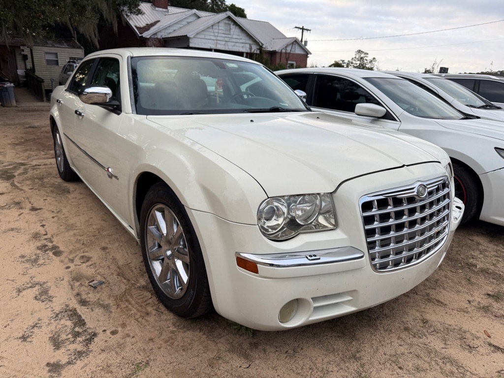 2006 Chrysler 300 C's photo