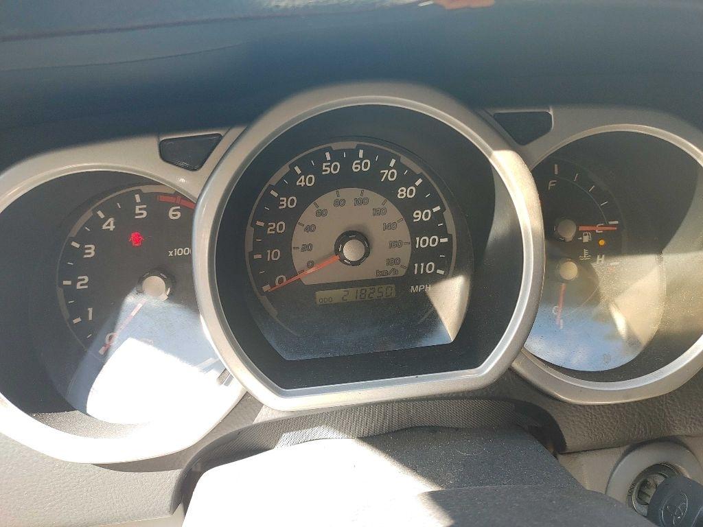 Toyota 4Runner  2004