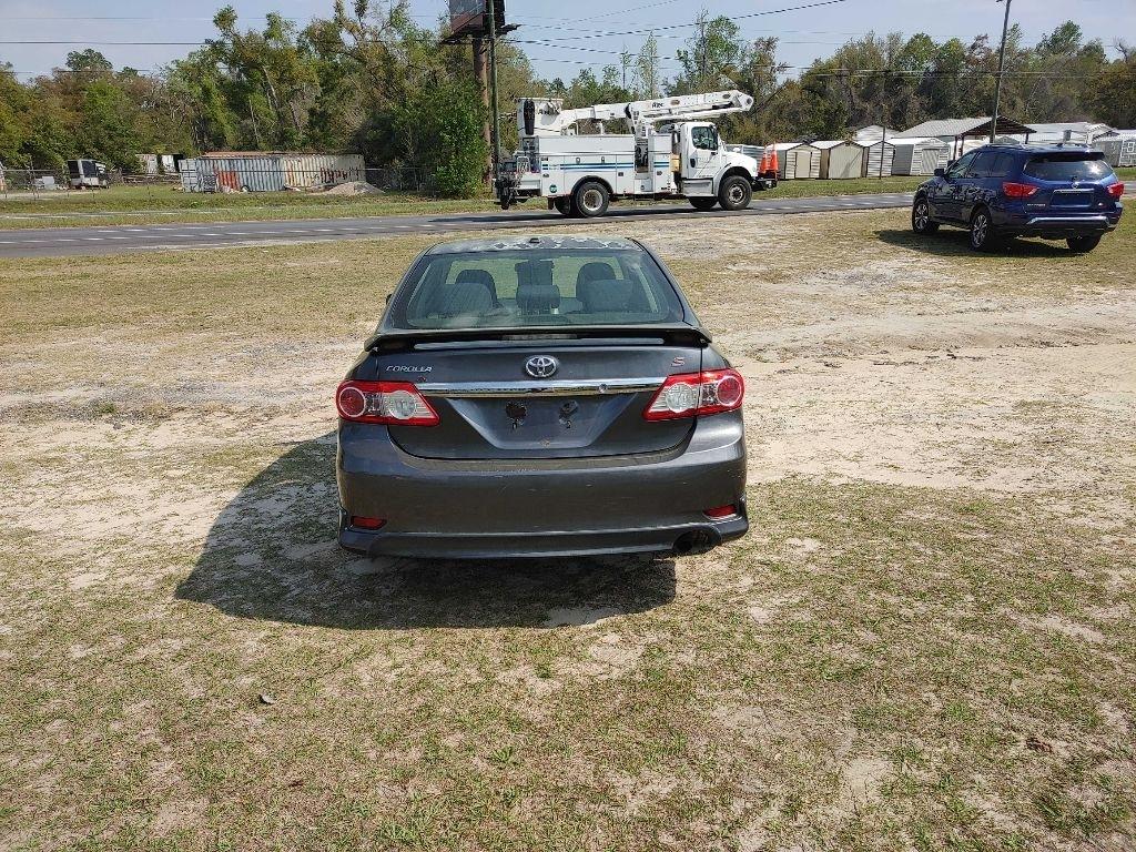 Toyota Corolla  2013