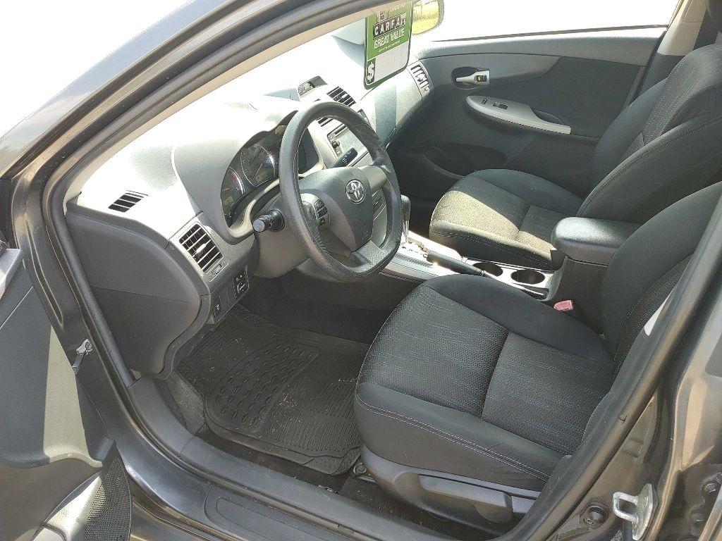 Toyota Corolla  2013