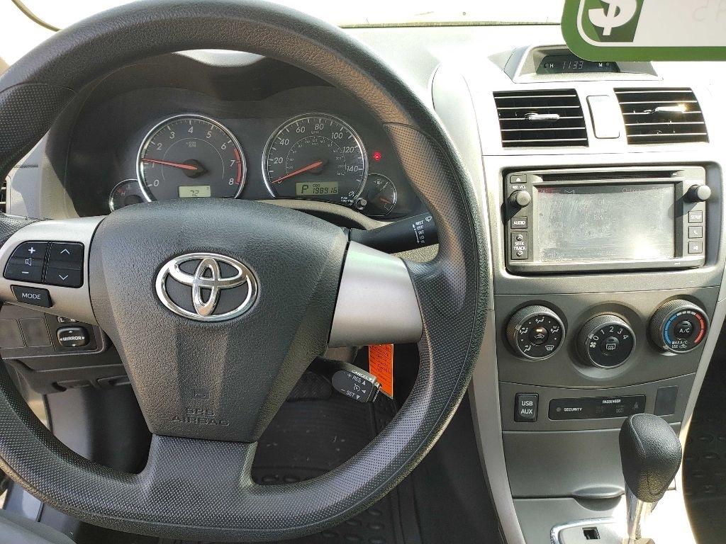 Toyota Corolla  2013