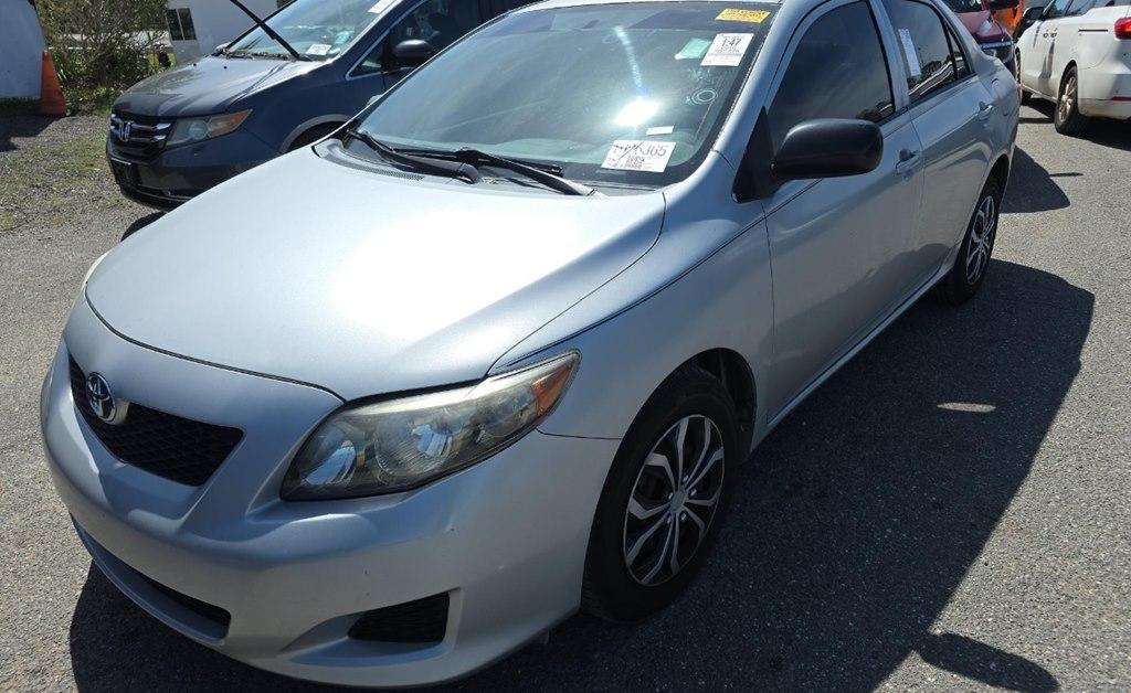 Toyota Corolla  2010
