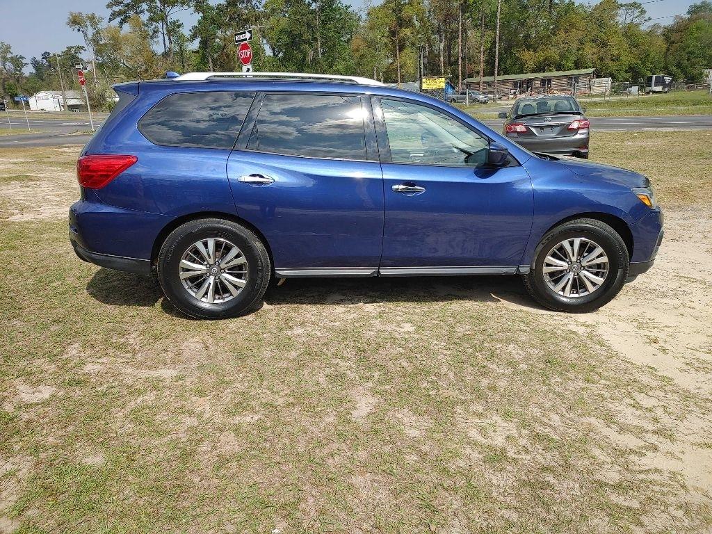 Nissan Pathfinder  2019