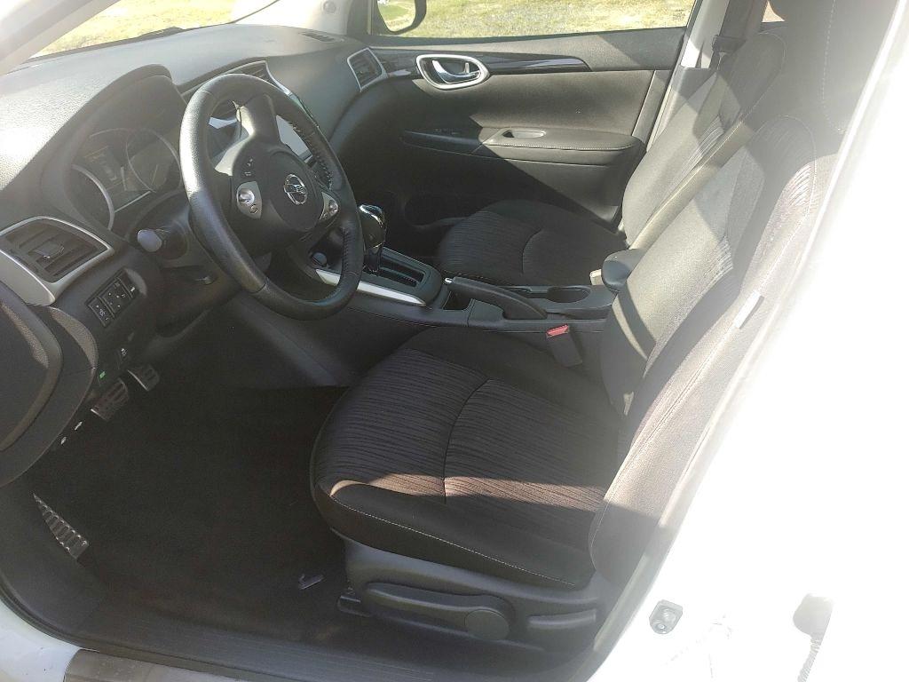 Nissan Sentra  2019