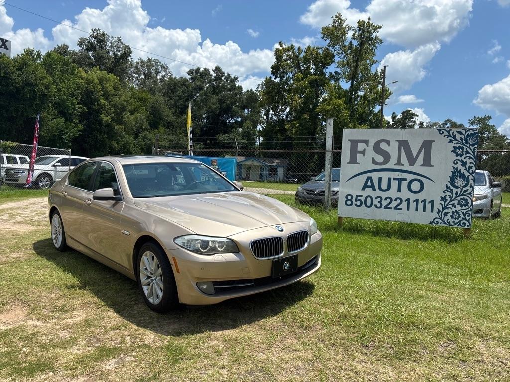 BMW 5-Series  2013