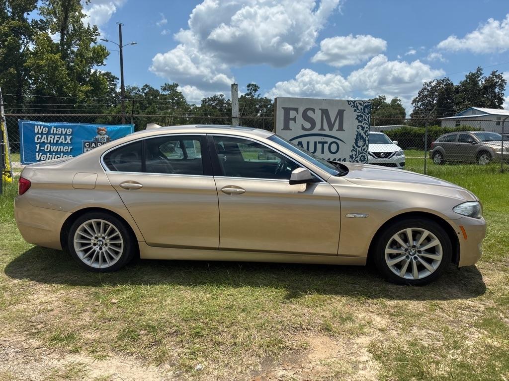 BMW 5-Series  2013