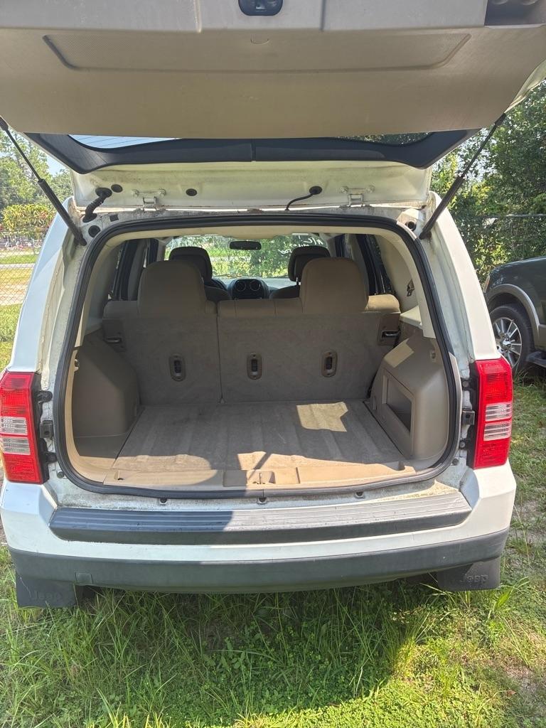Jeep Patriot  2011