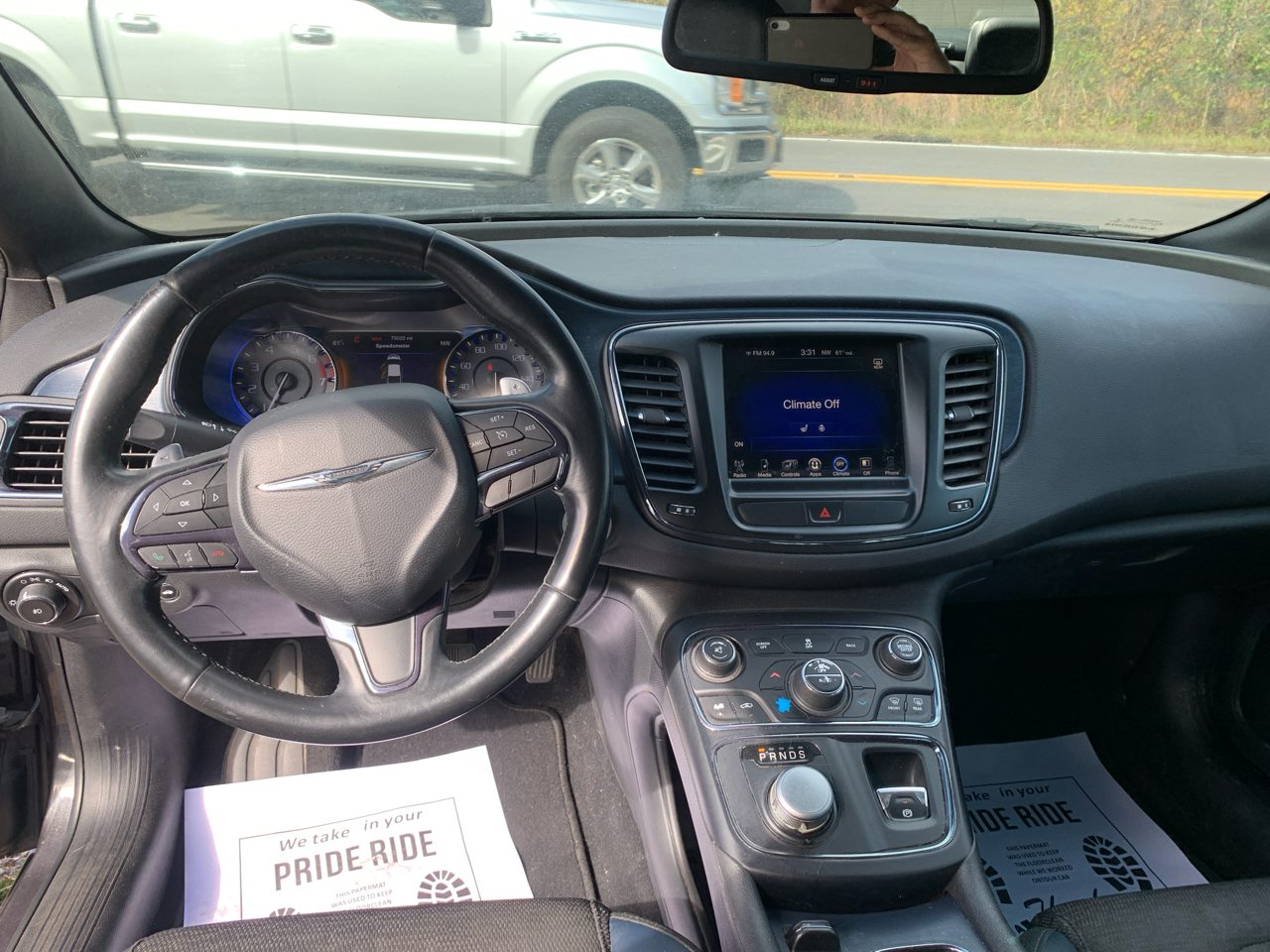 Chrysler 200 4dr Sdn S FWD 2016 Chrysler 200 4dr Sdn S FWD 2016