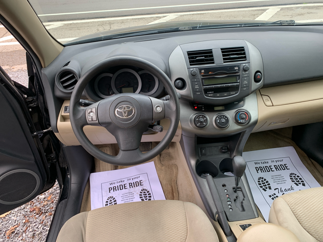 Toyota RAV4 4WD 4dr 4-cyl 4-Spd AT (Natl) 2011 Toyota RAV4 4WD 4dr 4-cyl 4-Spd AT (Natl) 2011