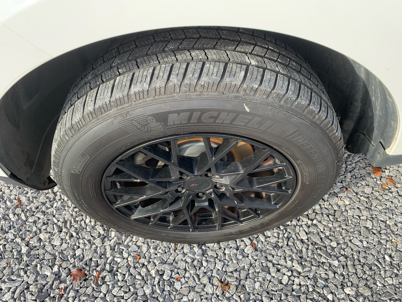 2013 Ford Edge SE photo 2