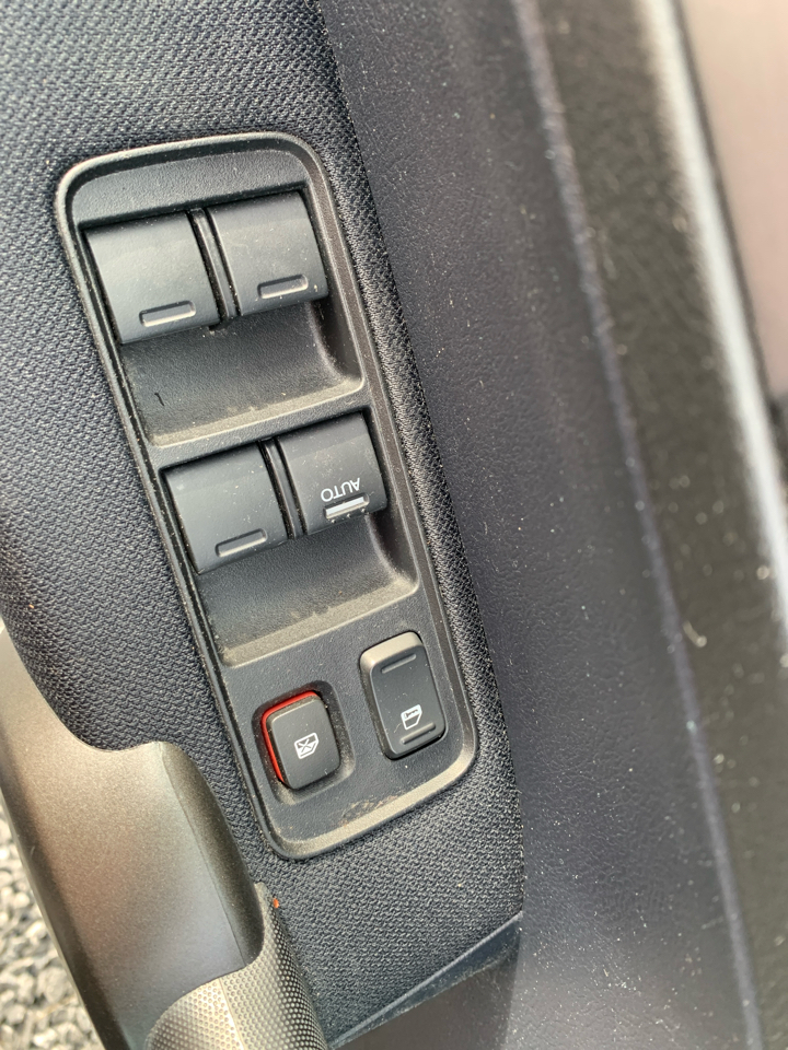 2011 Honda CR-V SE photo 4