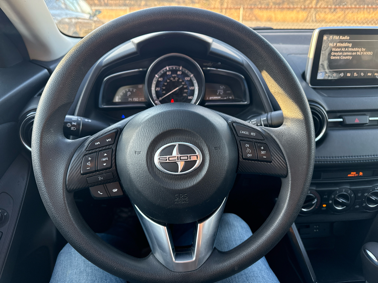 Scion iA 4dr Sdn Auto (Natl) 2016