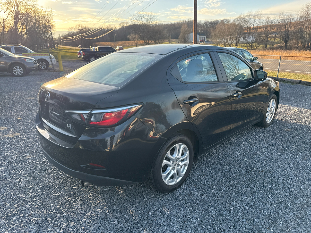 Scion iA 4dr Sdn Auto (Natl) 2016