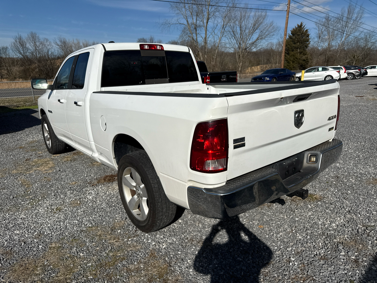 RAM 1500 4WD Quad Cab 140.5" SLT 2013