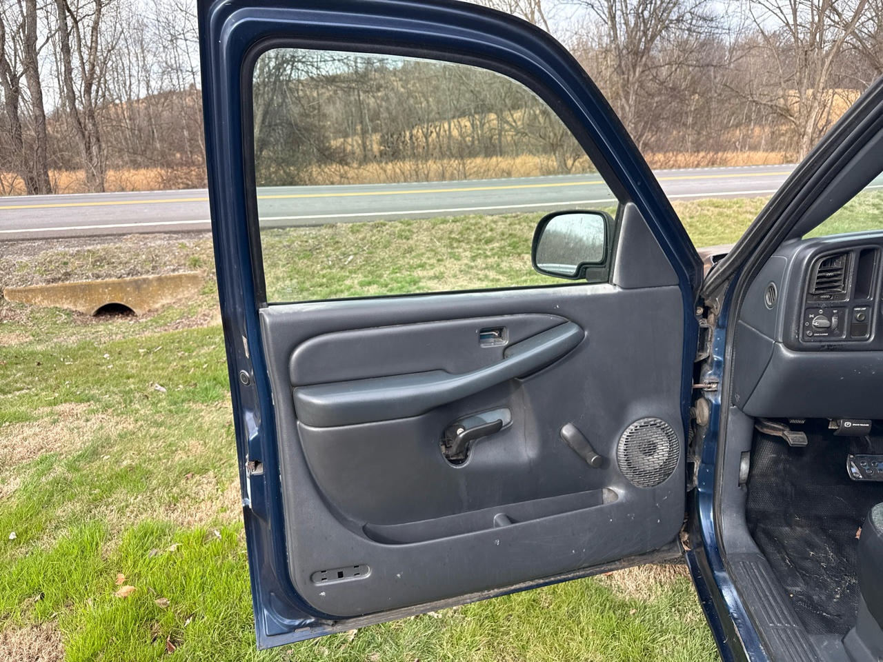 Chevrolet Silverado 1500 Reg Cab 119.0" WB 2000