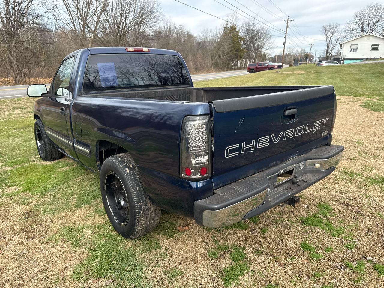 Chevrolet Silverado 1500 Reg Cab 119.0" WB 2000