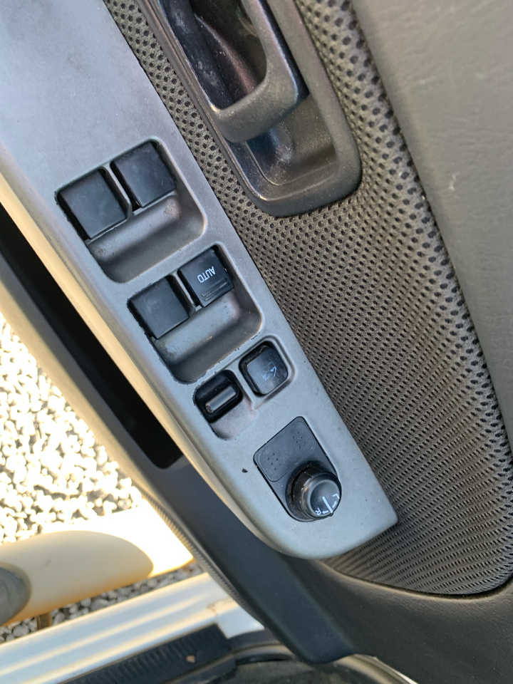 Nissan Frontier 4WD SC Crew Cab V6 Auto SuperCharger SB 2003