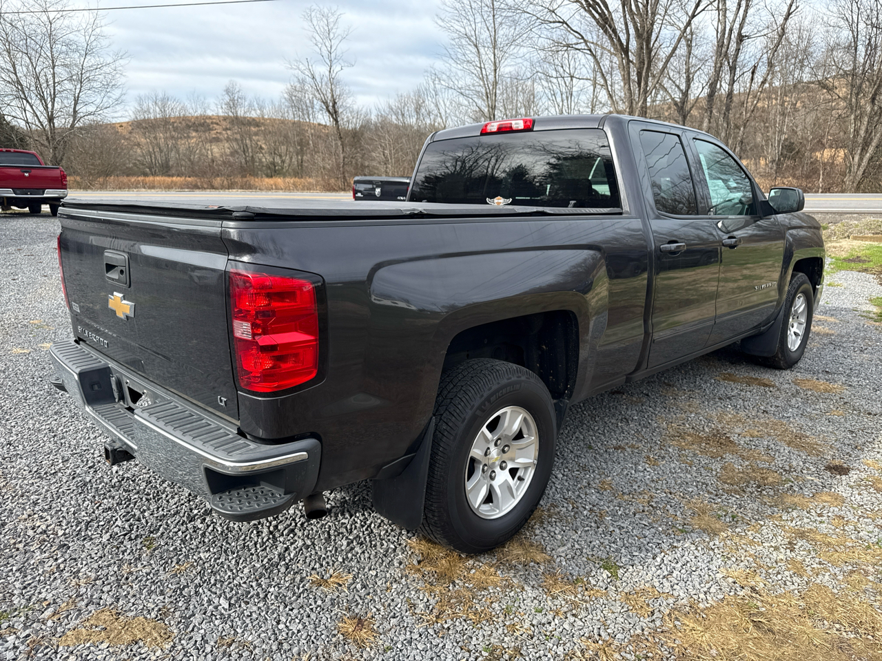 Chevrolet Silverado 1500 2WD Double Cab 143.5" LT w/1LT 2015