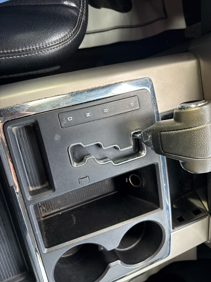 RAM 1500 2WD Crew Cab 140.5" Big Horn 2013