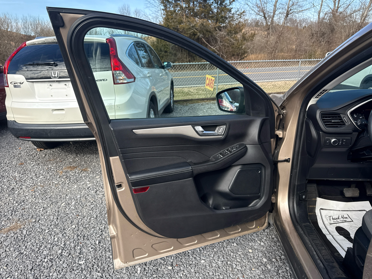 Ford Escape SE Hybrid FWD 2021