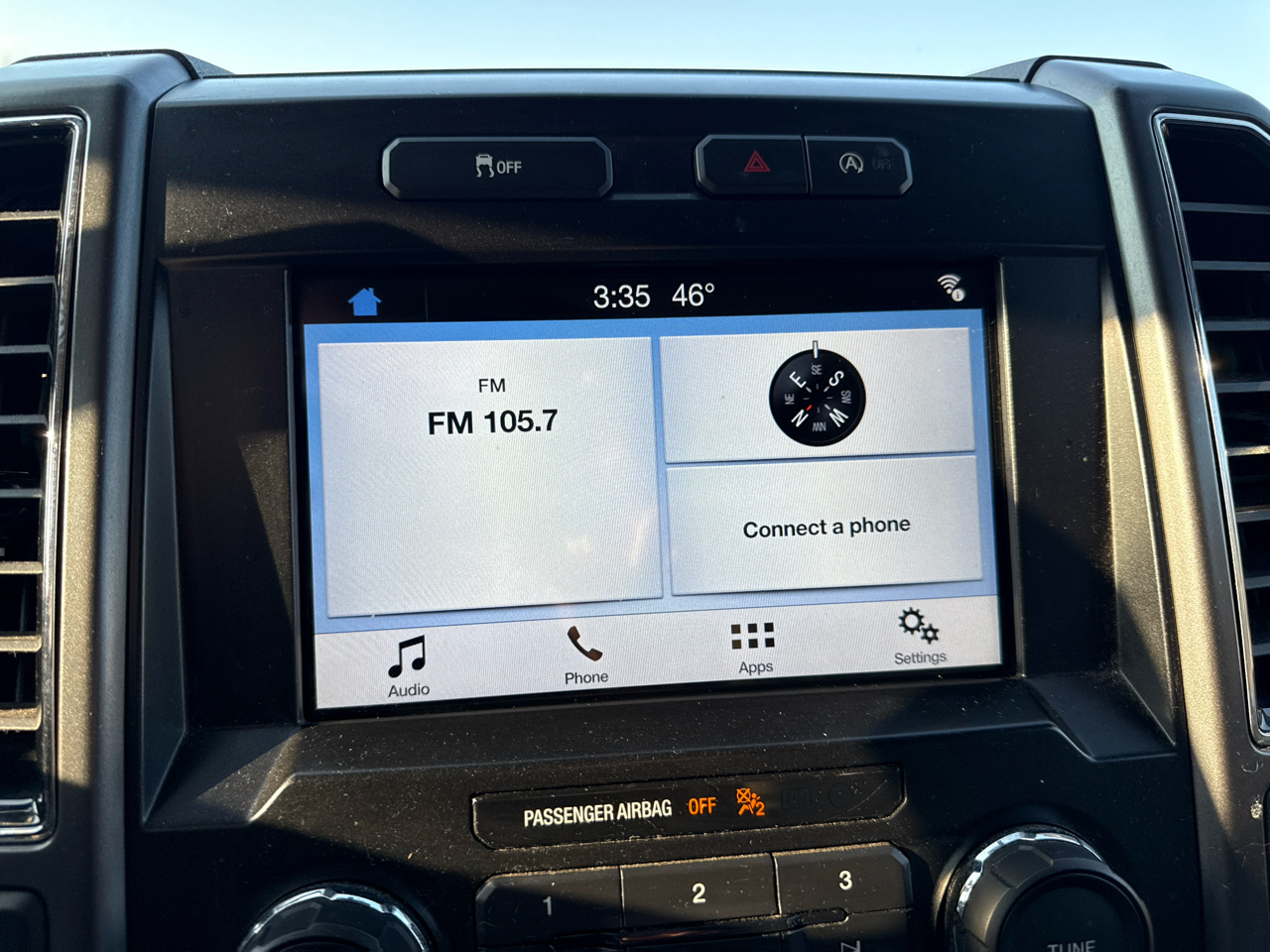 Ford F-150 Lariat 2WD SuperCab 8' Box 2018