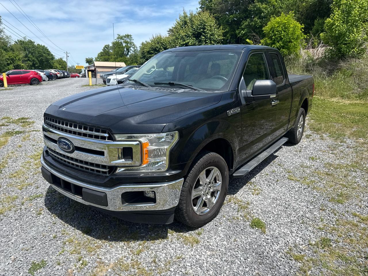 Ford F-150 Lariat 2WD SuperCab 8' Box 2018