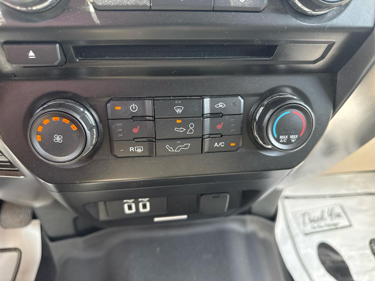 Ford F-150 Lariat 2WD SuperCab 8' Box 2018