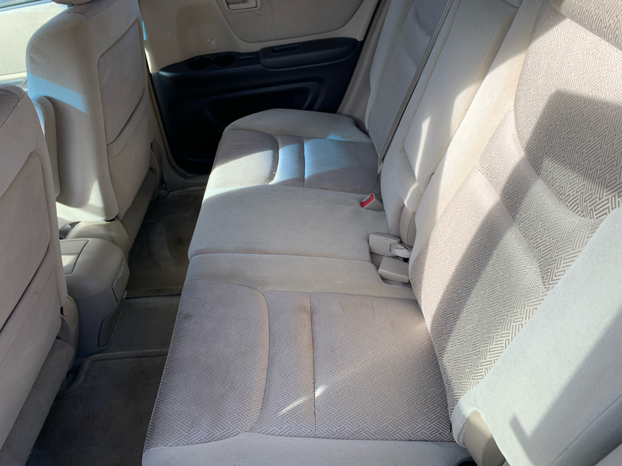 Toyota Highlander 4dr V6 4WD (Natl) 2003