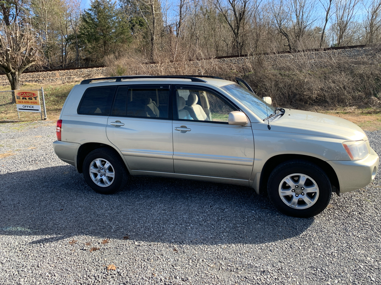 Toyota Highlander 4dr V6 4WD (Natl) 2003