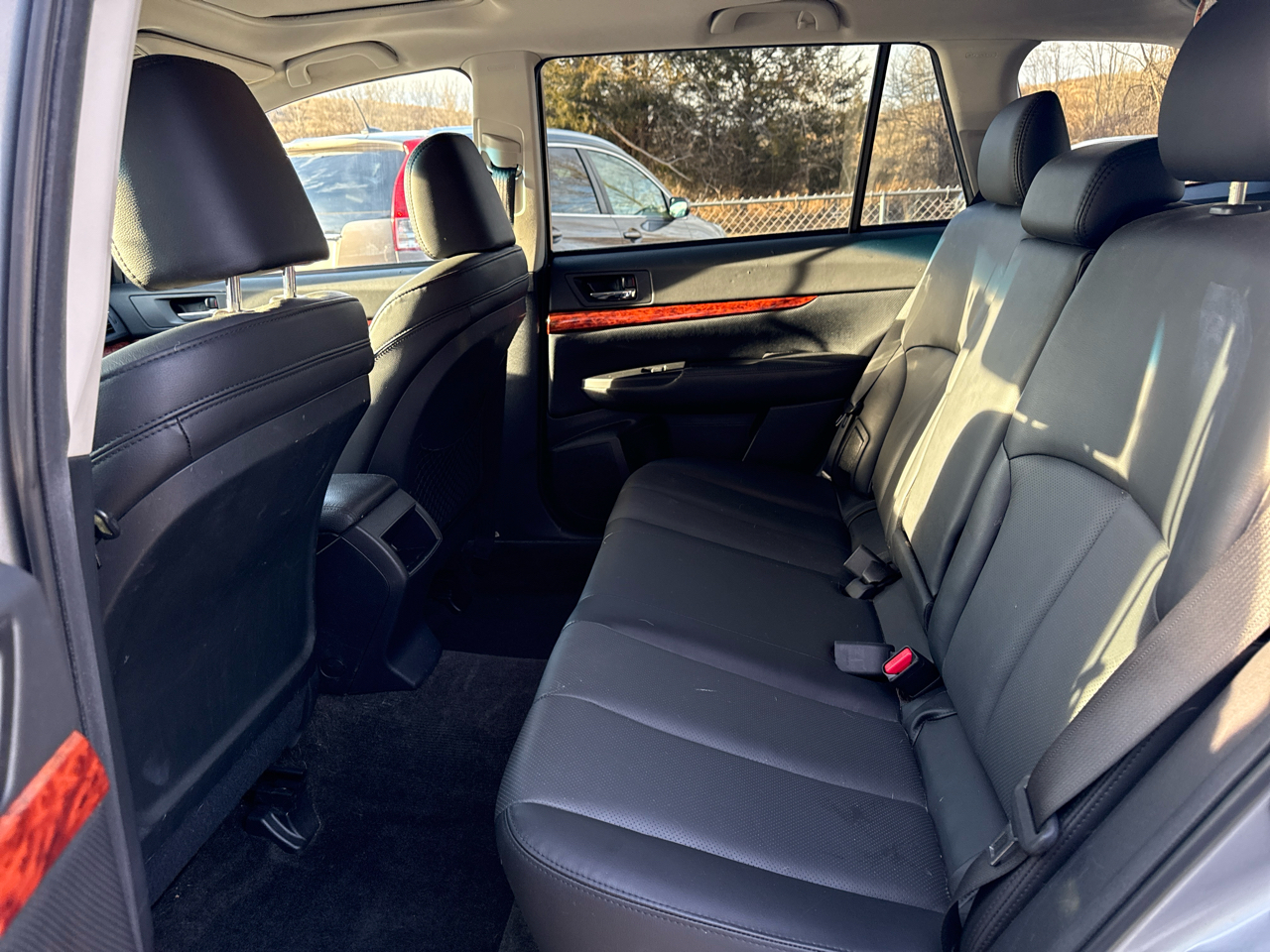 Subaru Outback 4dr Wgn H4 Auto 2.5i Limited Pwr Moon 2011