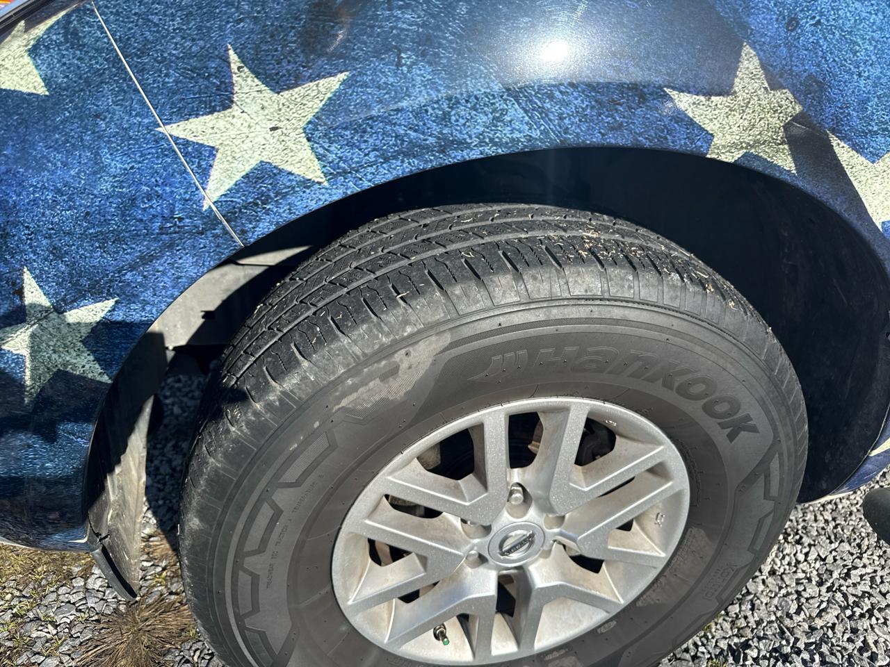 Nissan Frontier Crew Cab 4x2 SV V6 Auto 2017