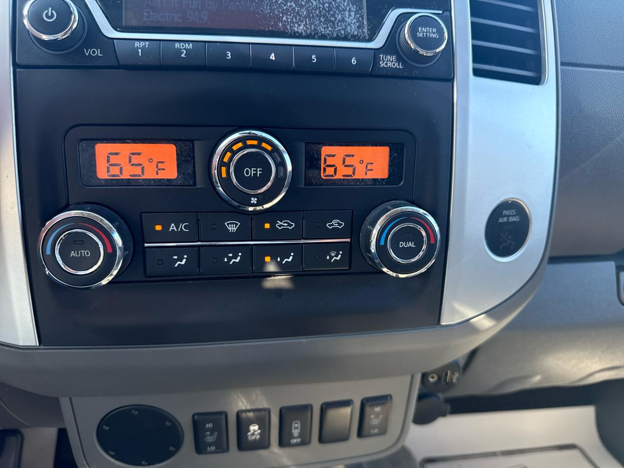 Nissan Frontier Crew Cab 4x2 SV V6 Auto 2017