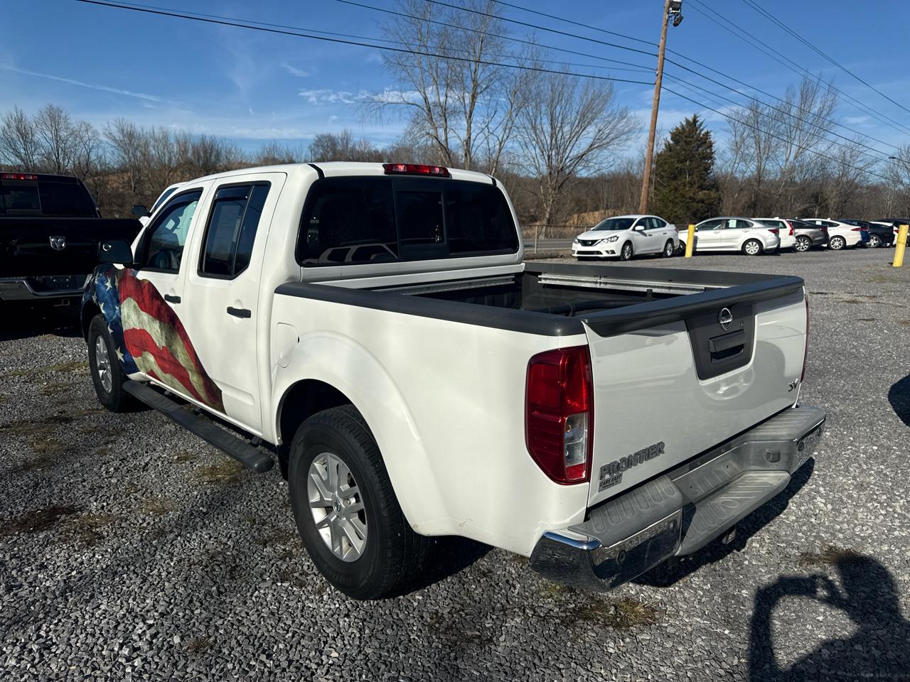 Nissan Frontier Crew Cab 4x2 SV V6 Auto 2017