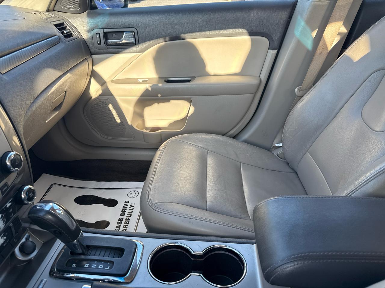 Ford Fusion 4dr Sdn SEL FWD 2010