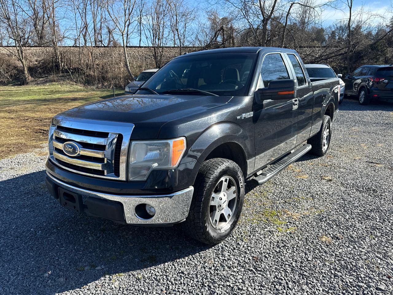 Ford F-150 4WD SuperCab 145" Lariat 2012