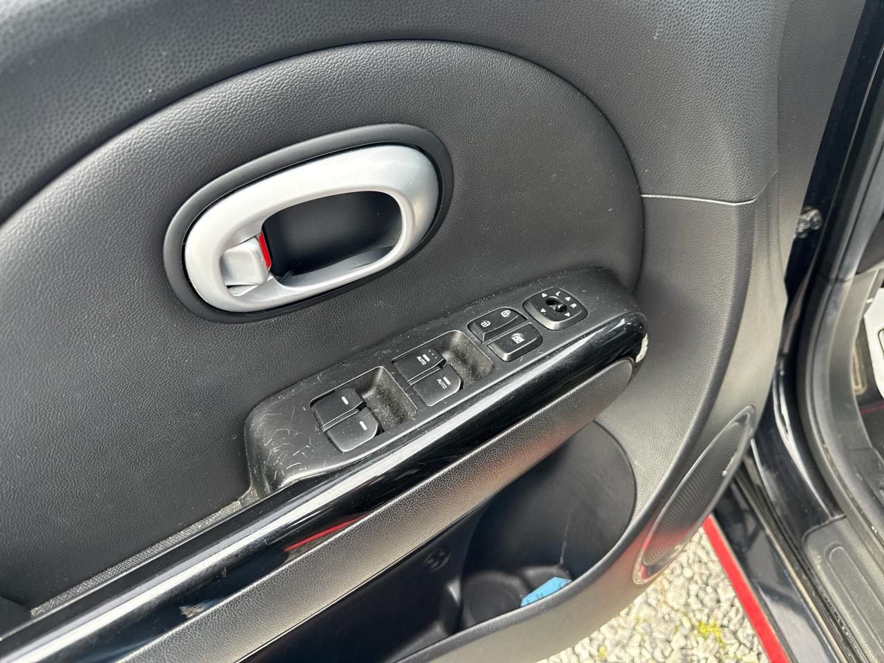 Kia Soul 5dr Wgn Auto + 2015