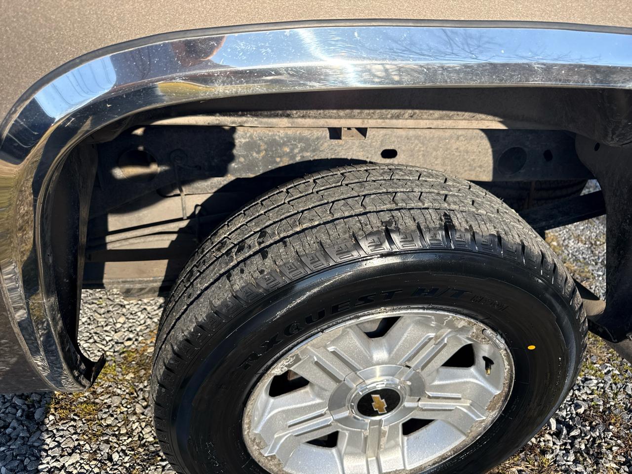 Chevrolet Silverado 1500 4WD Ext Cab 143.5" LT 2011