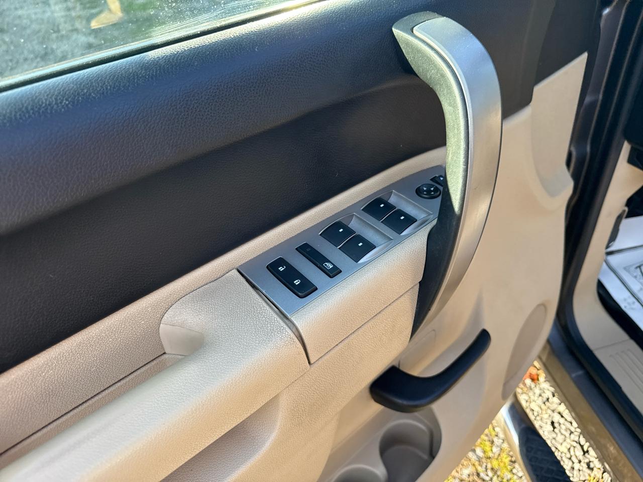 Chevrolet Silverado 1500 4WD Ext Cab 143.5" LT 2011