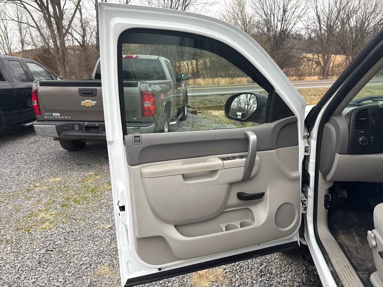 Chevrolet Silverado 1500 4WD Crew Cab 143.5" LT 2012