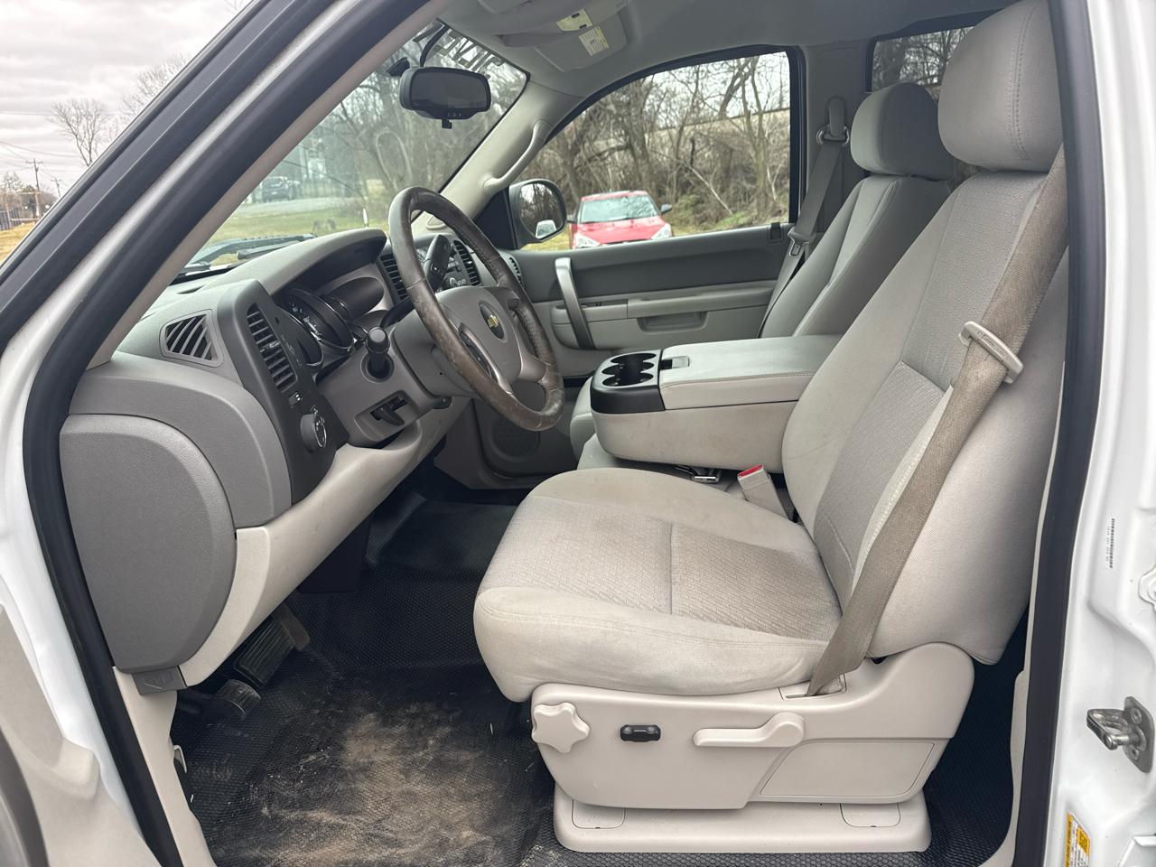 Chevrolet Silverado 1500 4WD Crew Cab 143.5" LT 2012