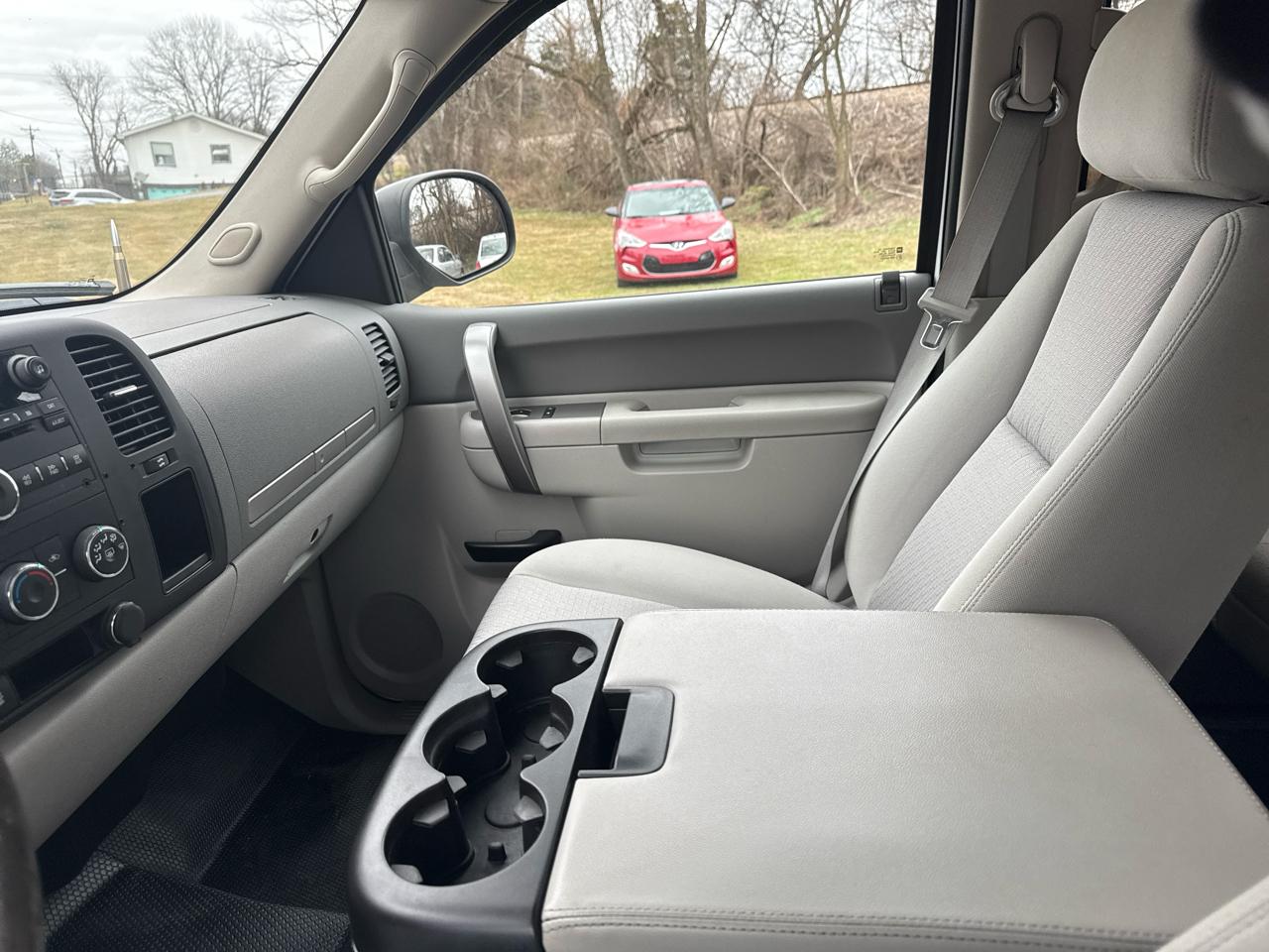 Chevrolet Silverado 1500 4WD Crew Cab 143.5" LT 2012