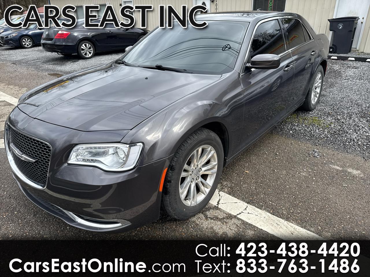 2017 Chrysler 300 Limited RWD