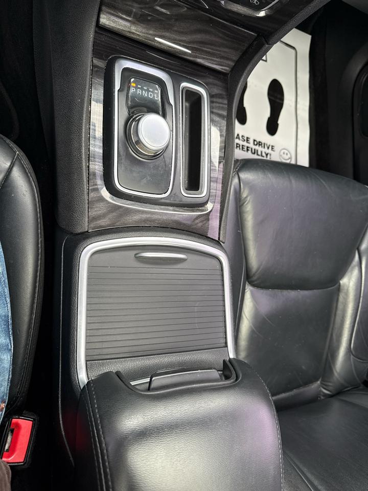 Chrysler 300 Limited RWD 2017