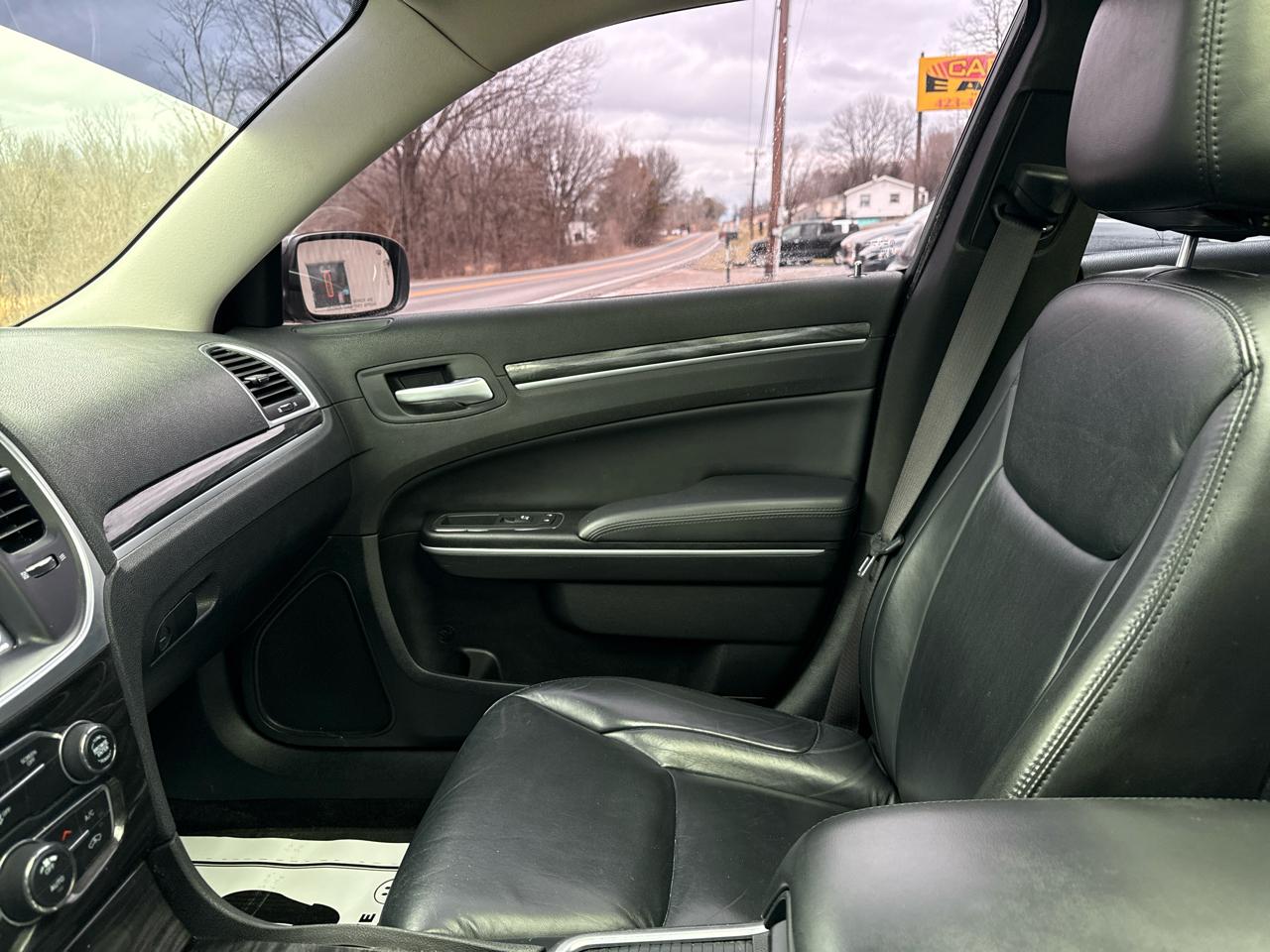 Chrysler 300 Limited RWD 2017