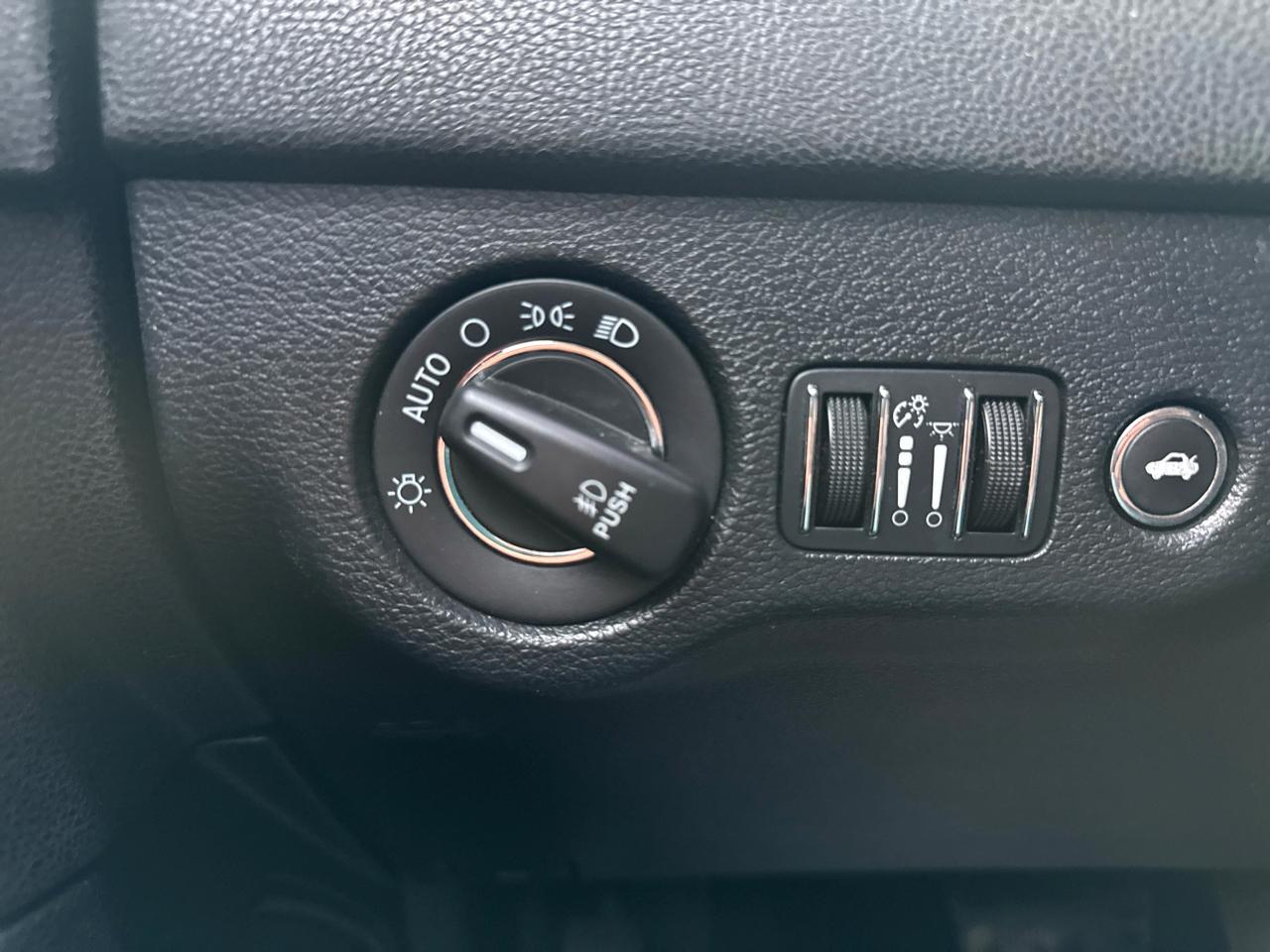 Chrysler 300 Limited RWD 2017